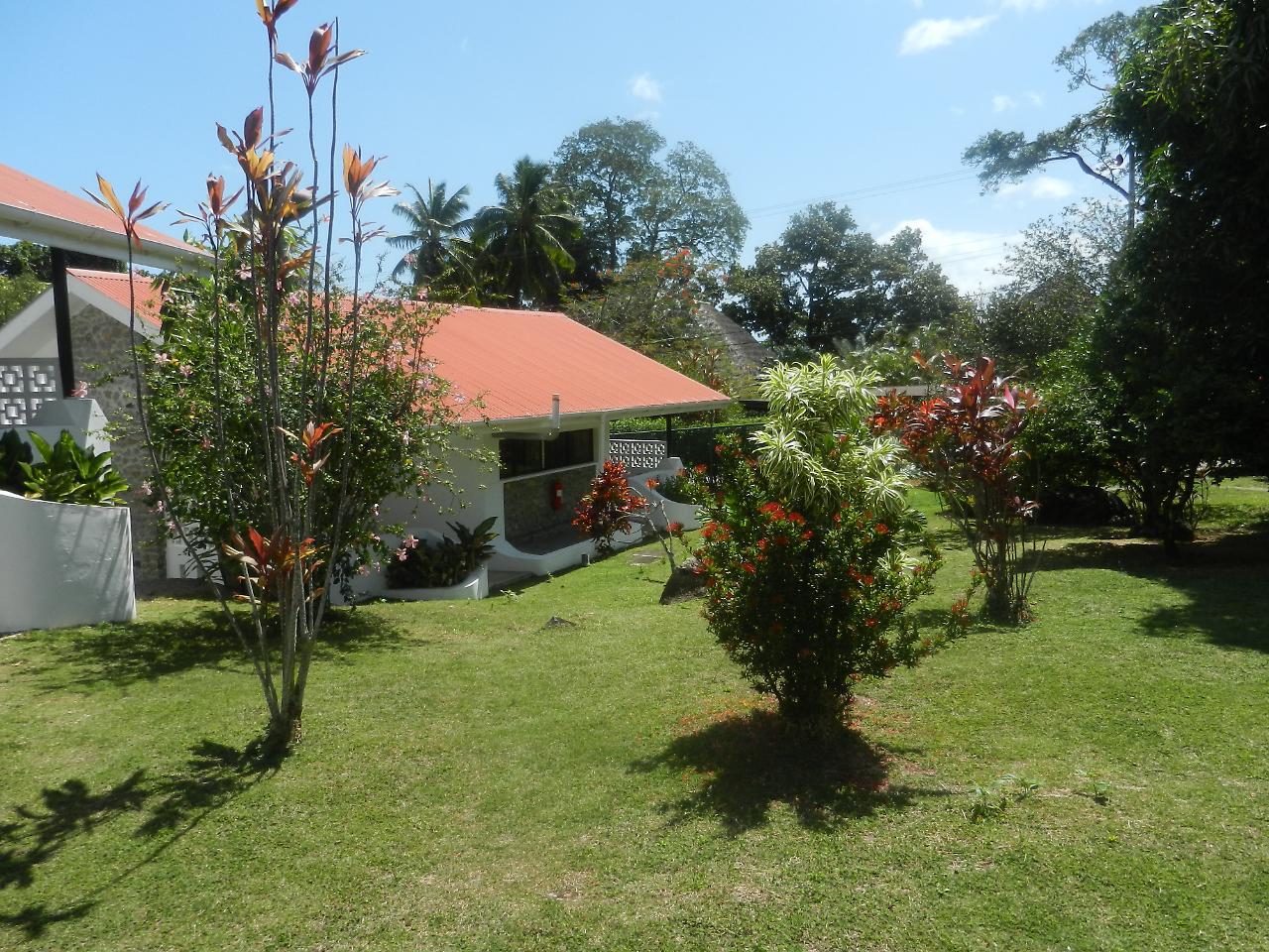 Daniella'S Bungalows Bel Ombre Extérieur photo