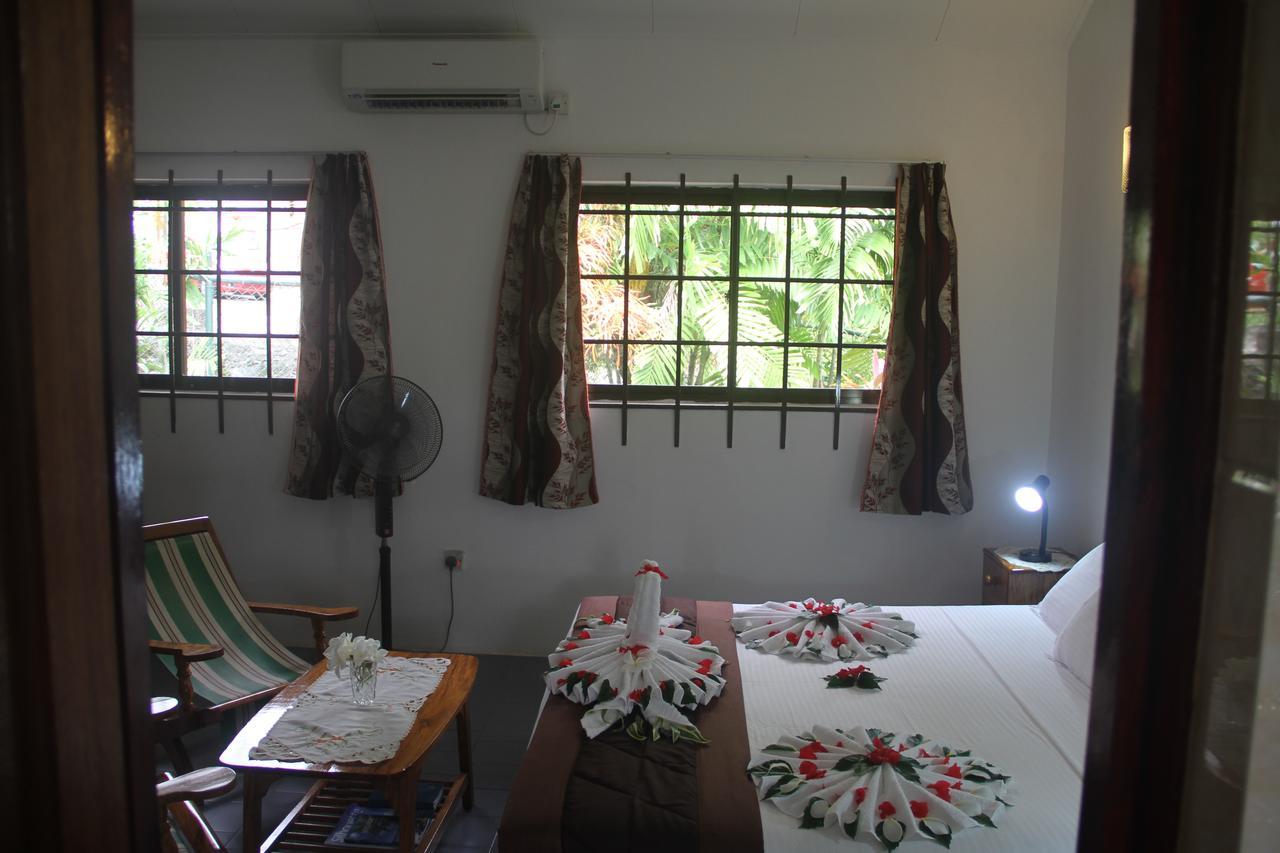 Daniella'S Bungalows Bel Ombre Extérieur photo