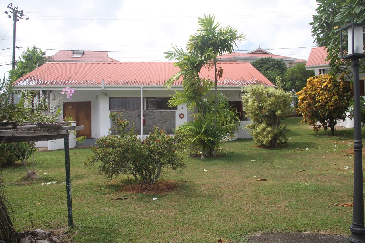 Daniella'S Bungalows Bel Ombre Extérieur photo