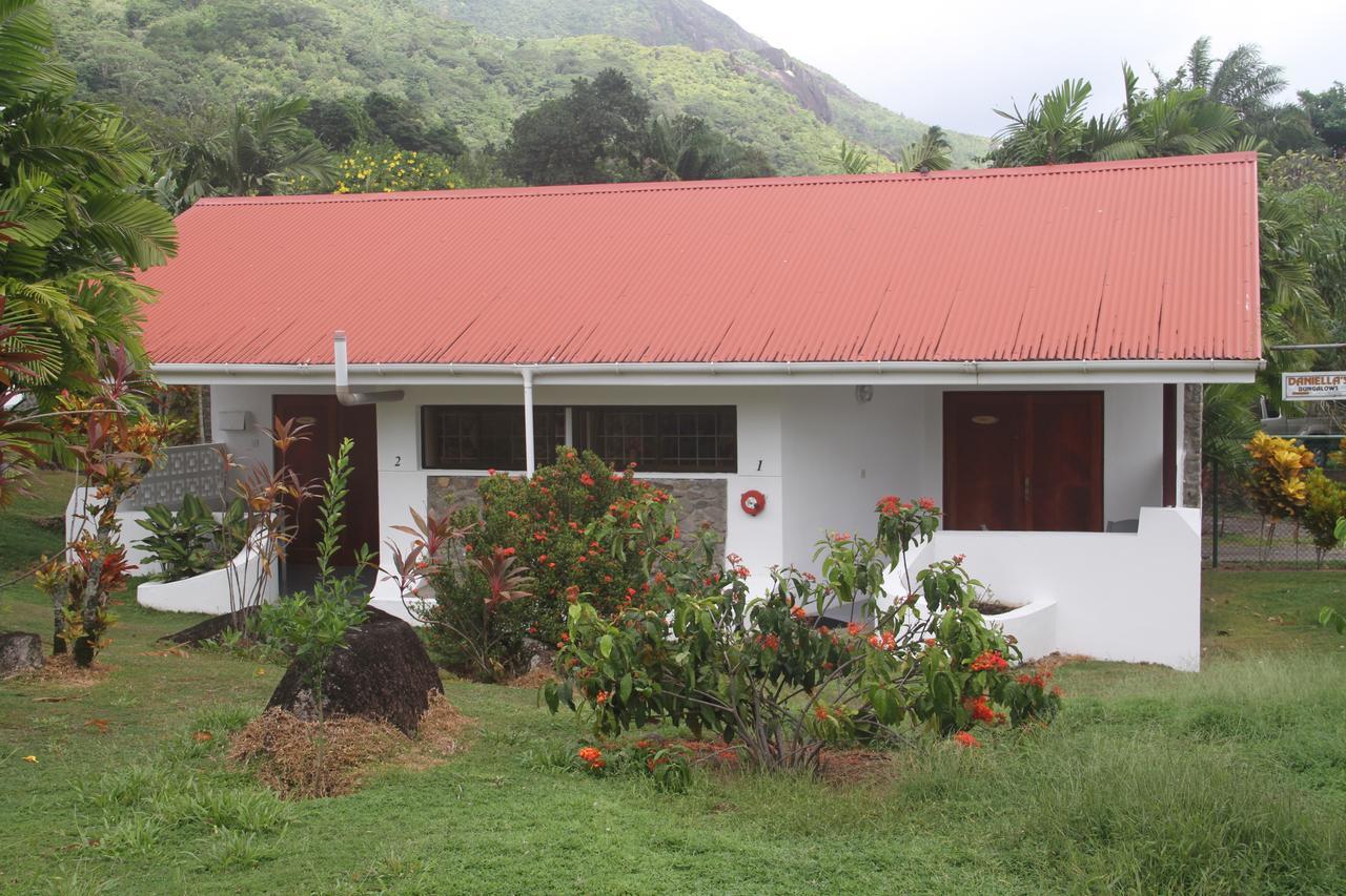 Daniella'S Bungalows Bel Ombre Extérieur photo